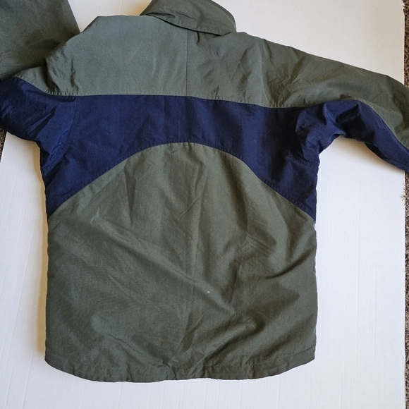 Columbia Green and Navy Winter Jacket with Hood - Picture 10 of 11